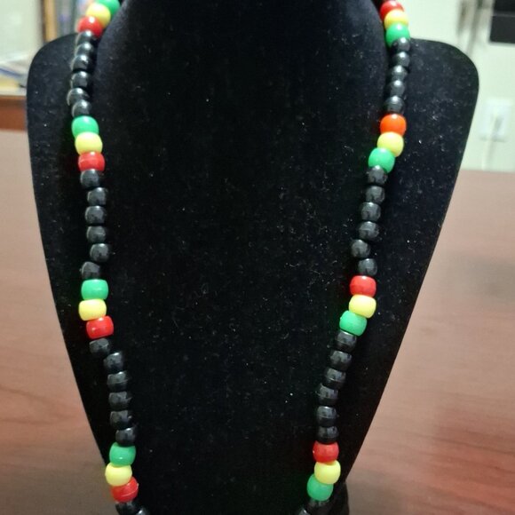 NECKLACE - Picture 1 of 5